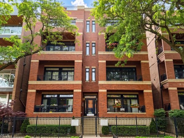2914 N Sheffield Avenue, Unit 4N, Chicago, IL 60657