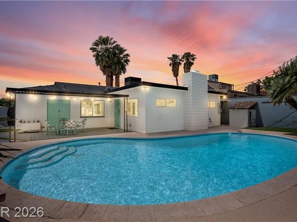 1705 Hassett Avenue, Las Vegas, NV 89104