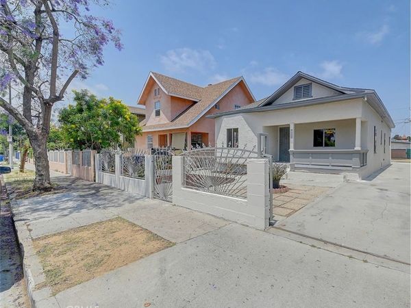811 E 42nd, Los Angeles, CA 90011