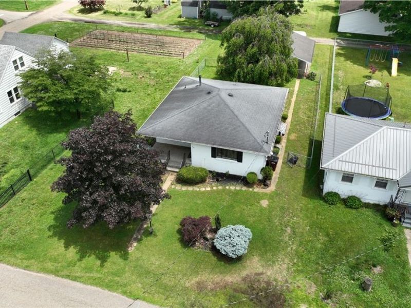 740 Mary Street, Belpre, OH 45714 Photo 3