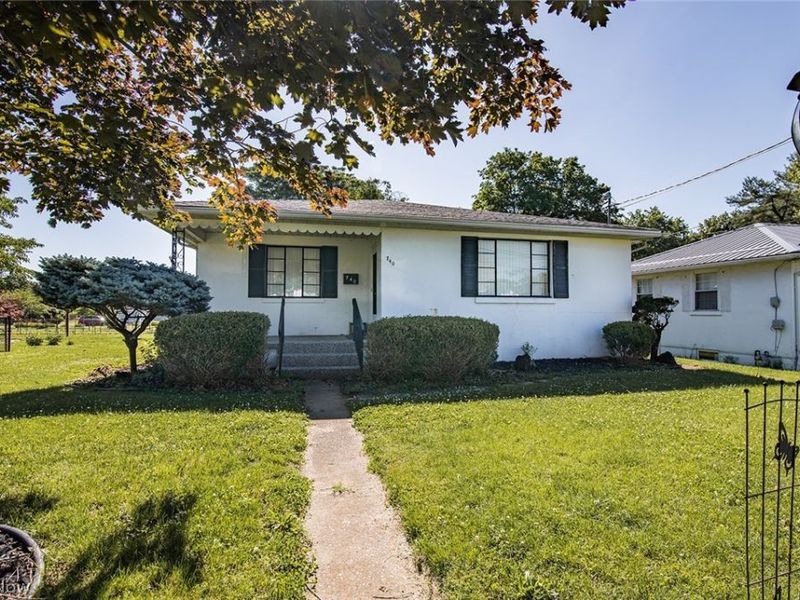740 Mary Street, Belpre, OH 45714 Photo 4
