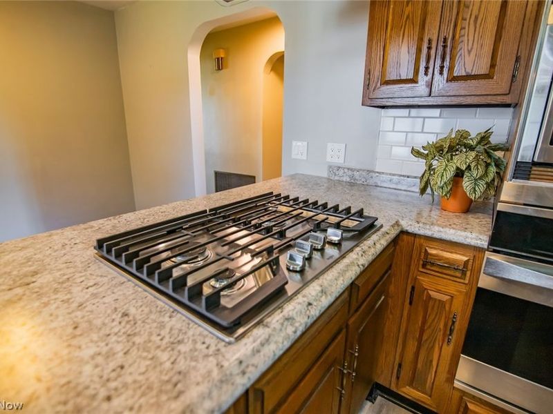 740 Mary Street, Belpre, OH 45714 Photo 7