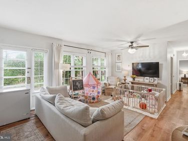 3727 LYONS LANE, Unit 3727, ALEXANDRIA, VA 22302