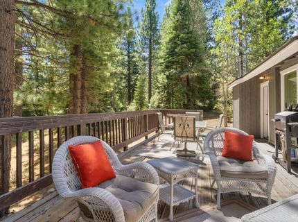 1581 Estate Court, South Lake Tahoe, CA 96150 Photo