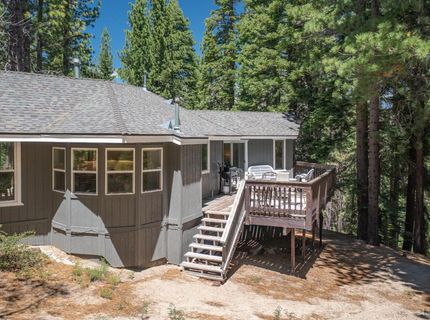 1581 Estate Court, South Lake Tahoe, CA 96150 Photo