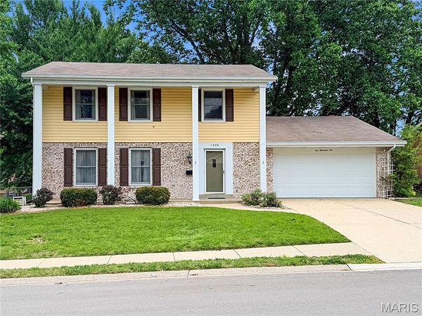1006 Nancy Drive, O'Fallon, IL 62269