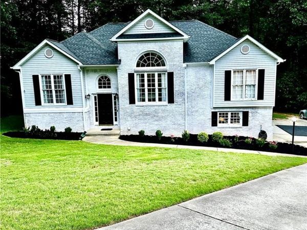 160 Camden Woods Place, Dallas, GA 30157