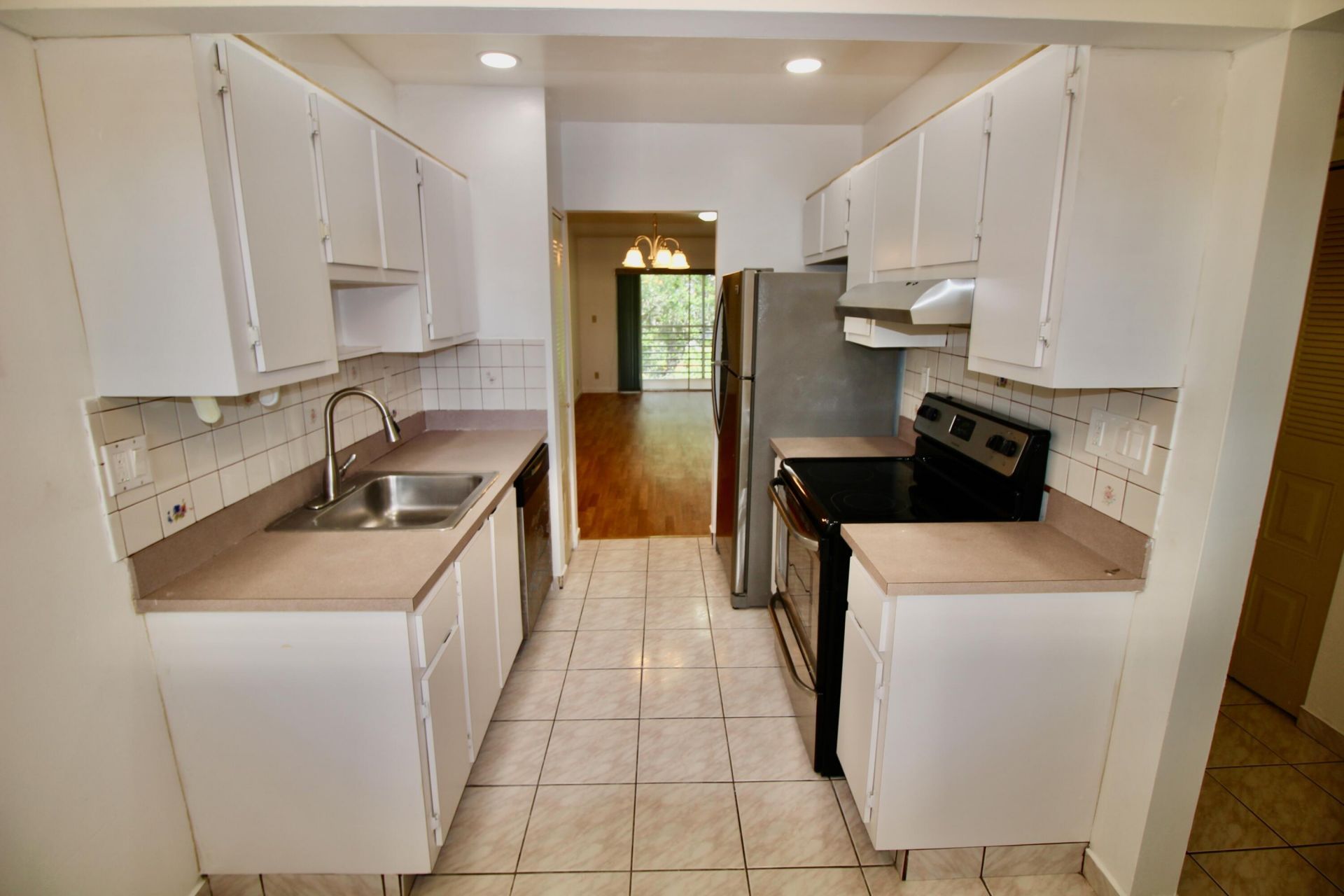 8405 NW 61st Street, Unit D305, Tamarac, FL 33321 Photo