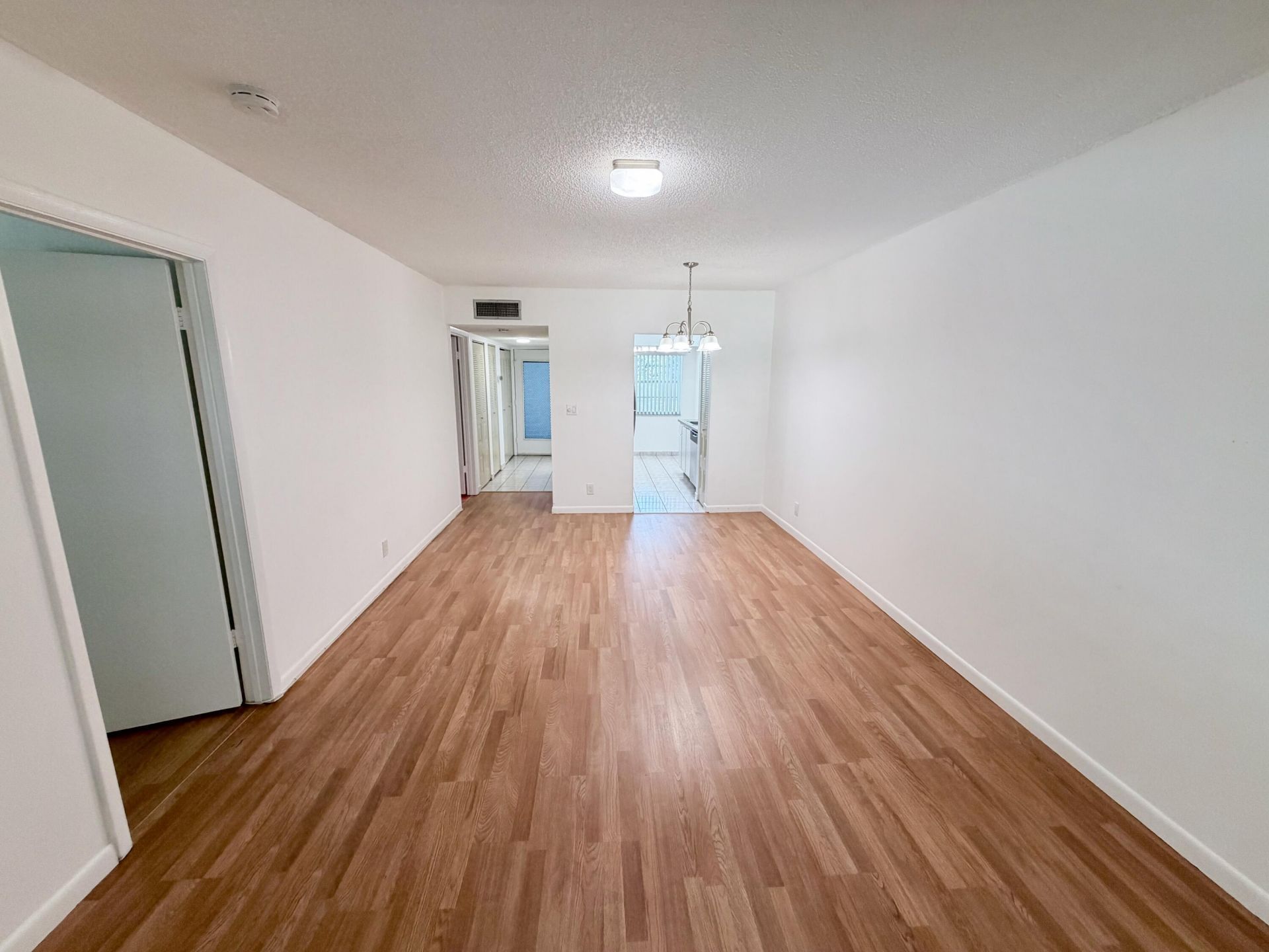 8405 NW 61st Street, Unit D305, Tamarac, FL 33321 Photo
