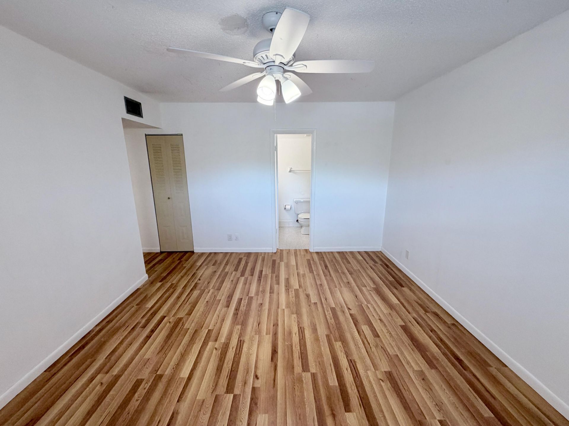 8405 NW 61st Street, Unit D305, Tamarac, FL 33321 Photo