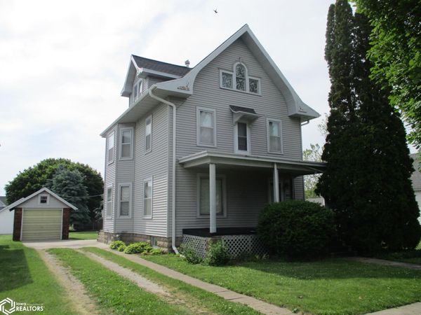 609 Crisman Street, Dysart, IA 52224