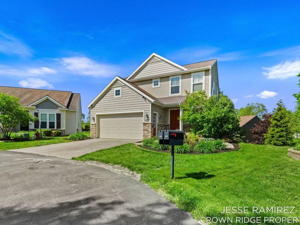 1008 Peaceful Drive SE, Byron Center, MI 49315