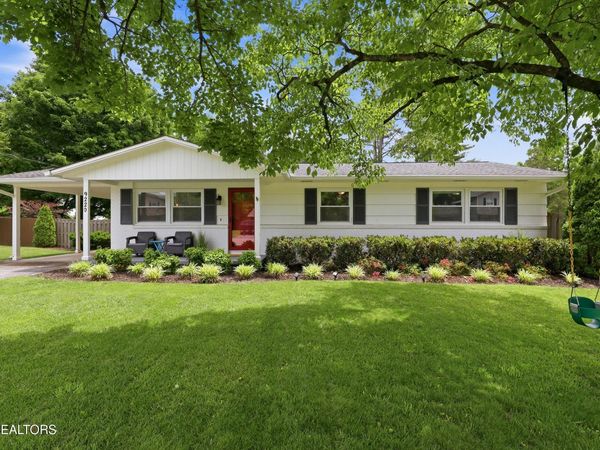 9220 SW Guyot Drive, Knoxville, TN 37922