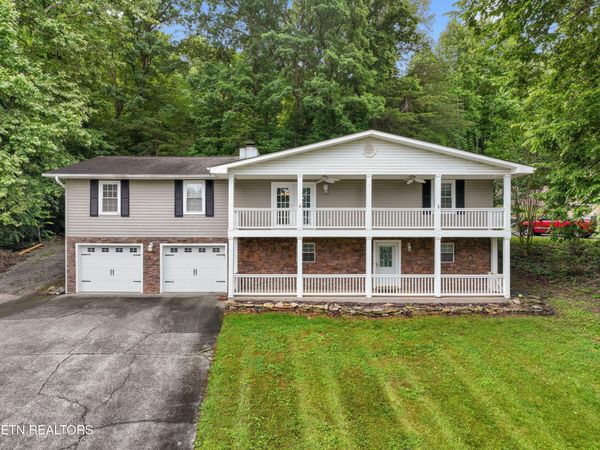 1302 Irwin Drive, Powell, TN 37849