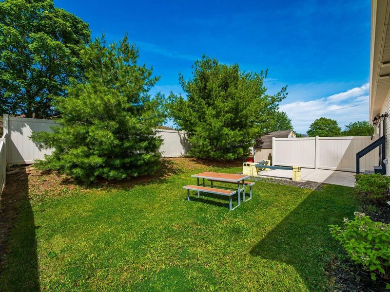 430 Terrace Drive , Marysville, OH 43040 Photo 12