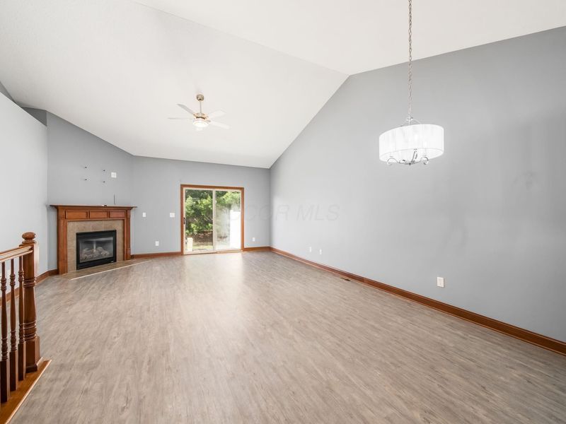430 Terrace Drive , Marysville, OH 43040 Photo 3