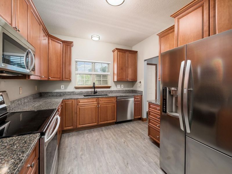 430 Terrace Drive , Marysville, OH 43040 Photo 5