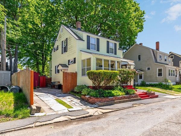 82 Rich St, Gardner, MA 01440