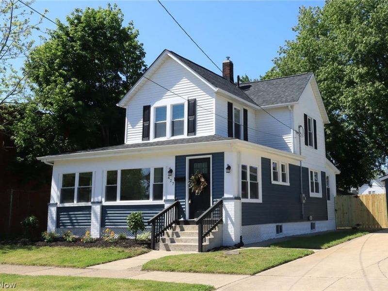 427 South Street, Fairport Harbor, OH 44077 Photo 2