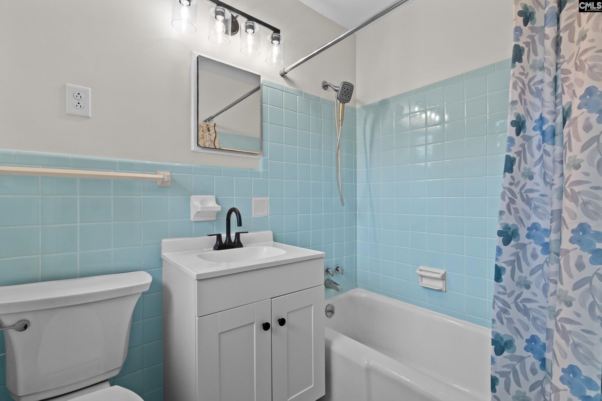 908 Mohegan Trail  Photo 14