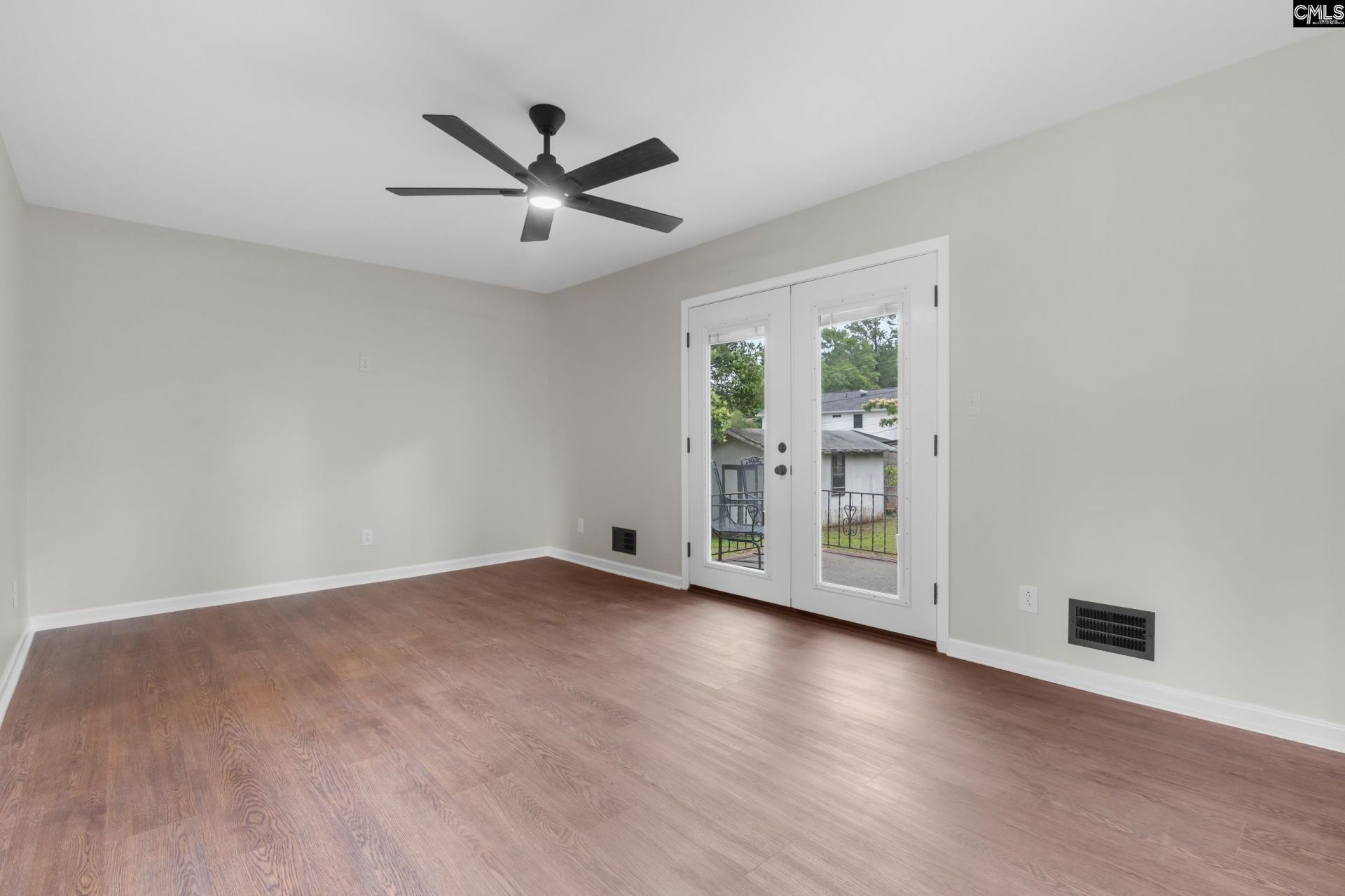 908 Mohegan Trail  Photo 8
