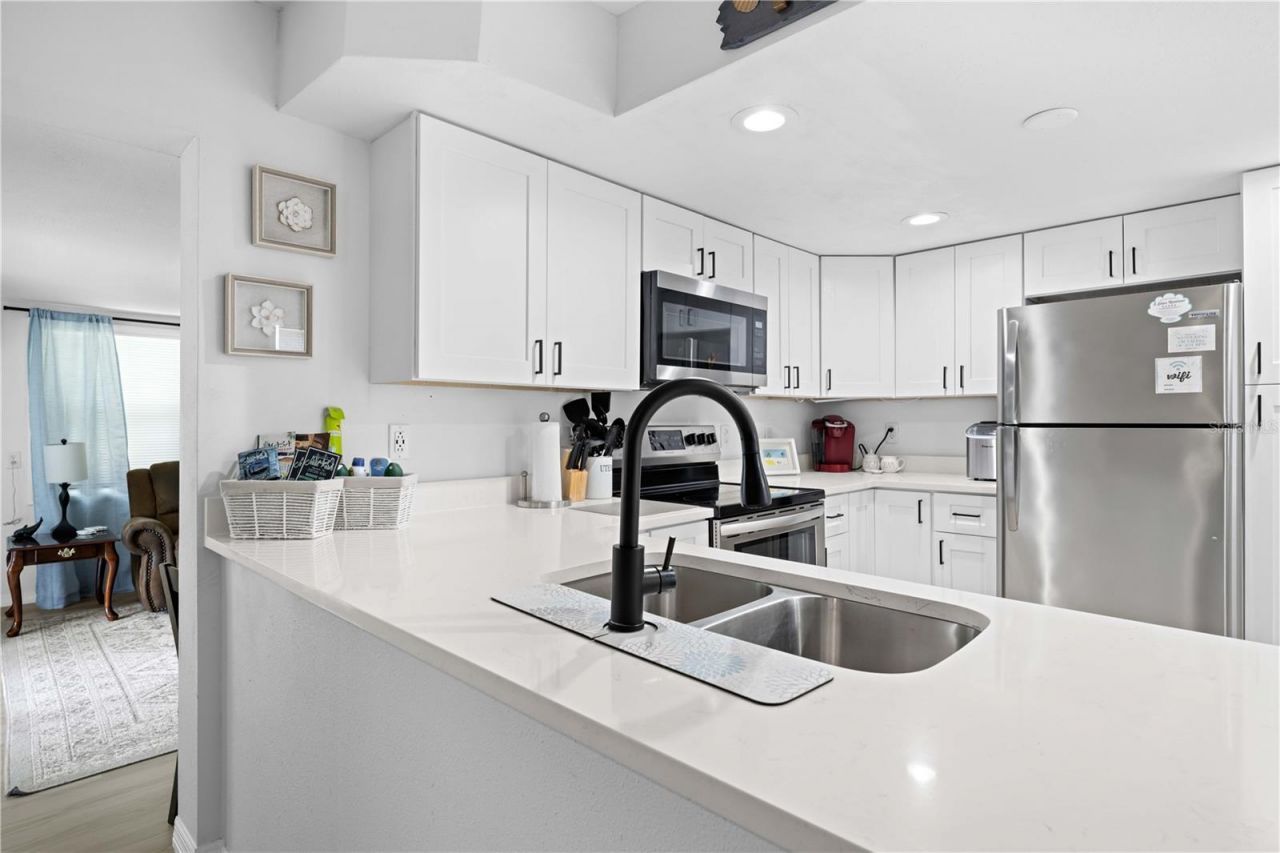 7281 Aberdeen Court, Weeki Wachee, FL 34607 Photo