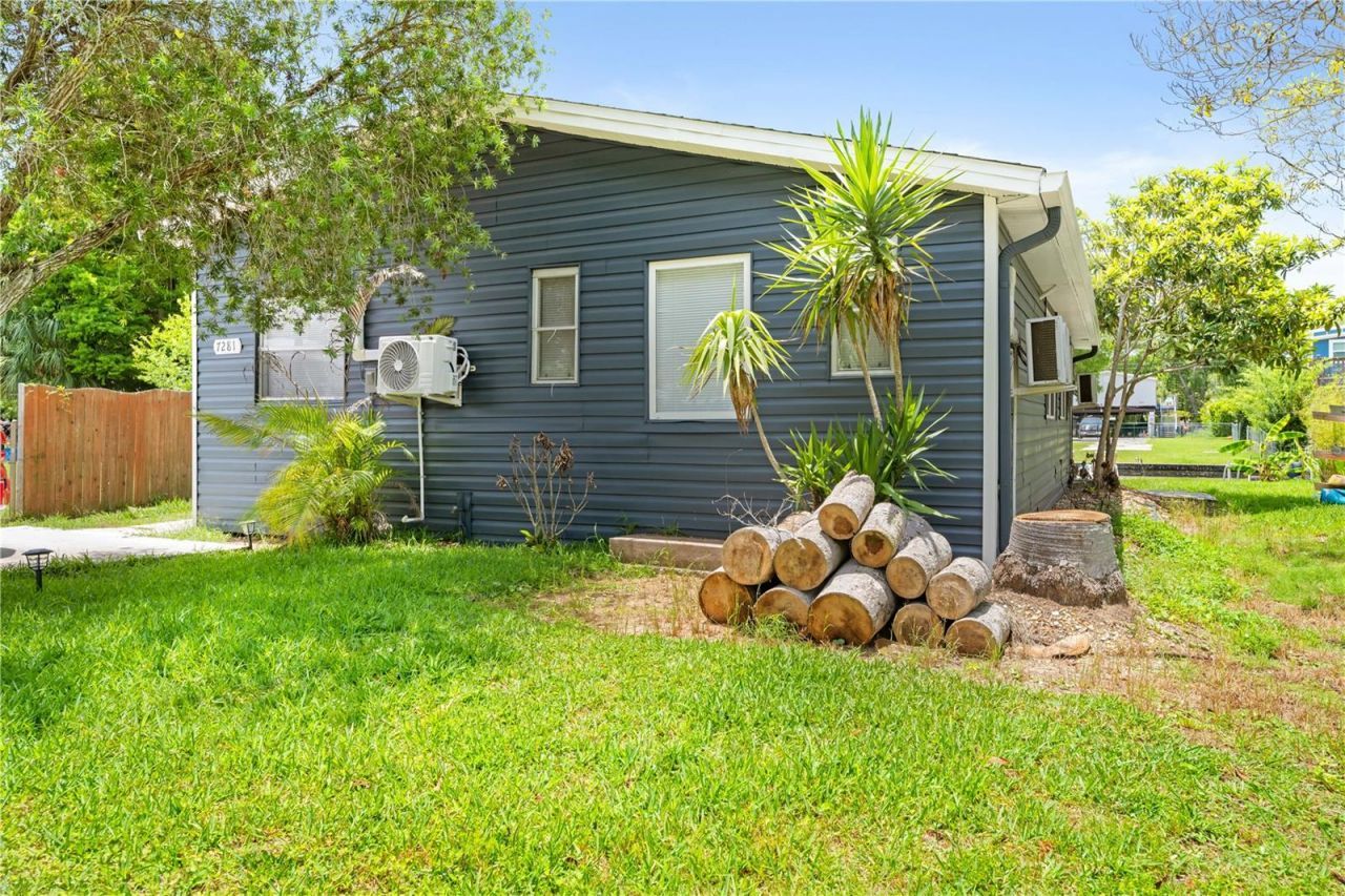 7281 Aberdeen Court, Weeki Wachee, FL 34607 Photo