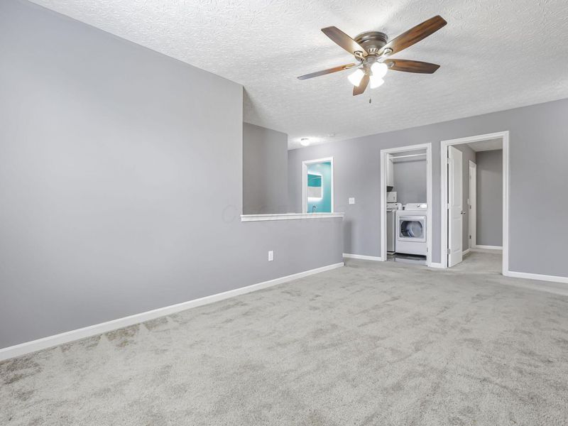 407 Mogul Drive, Galloway, OH 43119 Photo 14