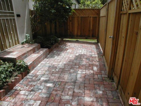 1444 Yale Street, Unit A, Santa Monica, CA 90404