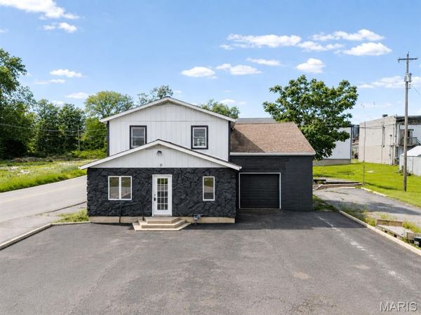 11 S 2nd Street , Festus, MO 63028