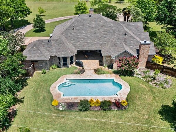 165 Johnson Lane, Ovilla, TX 75154