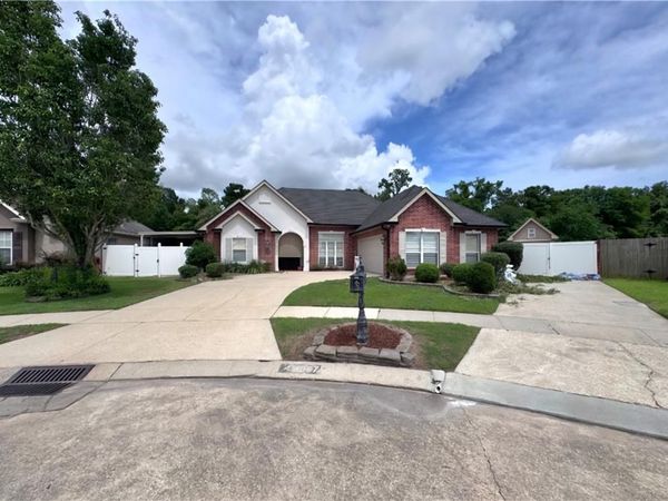 4857 MILL GROVE Lane , Marrero, LA 70072