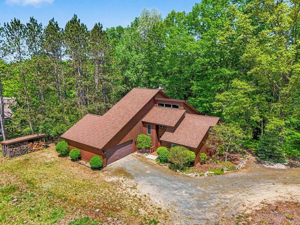 780 E Conrad Road, Scottville, MI 49454
