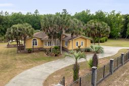 1561 Zion Road photo 4
