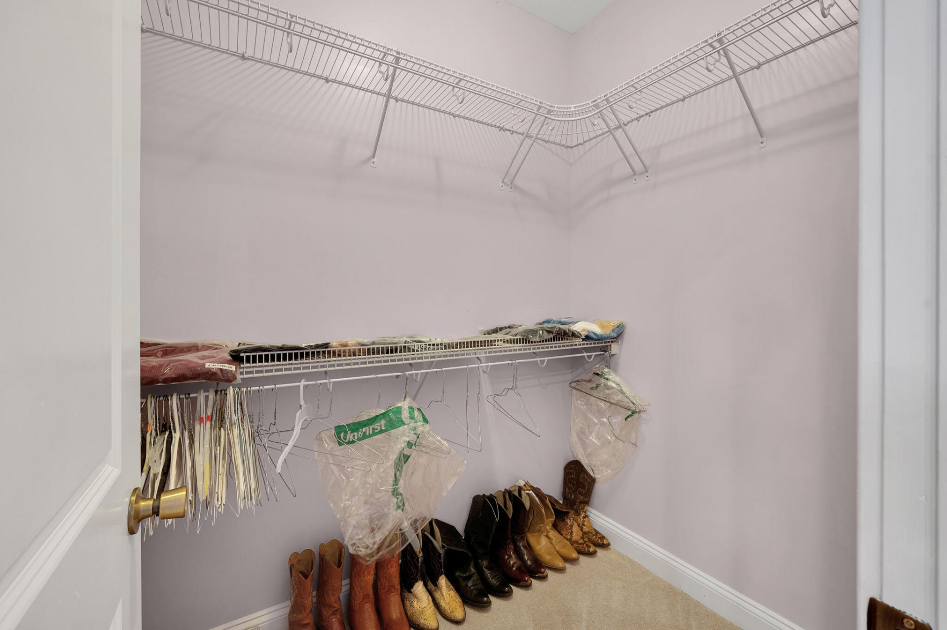 1561 Zion Road Photo 22