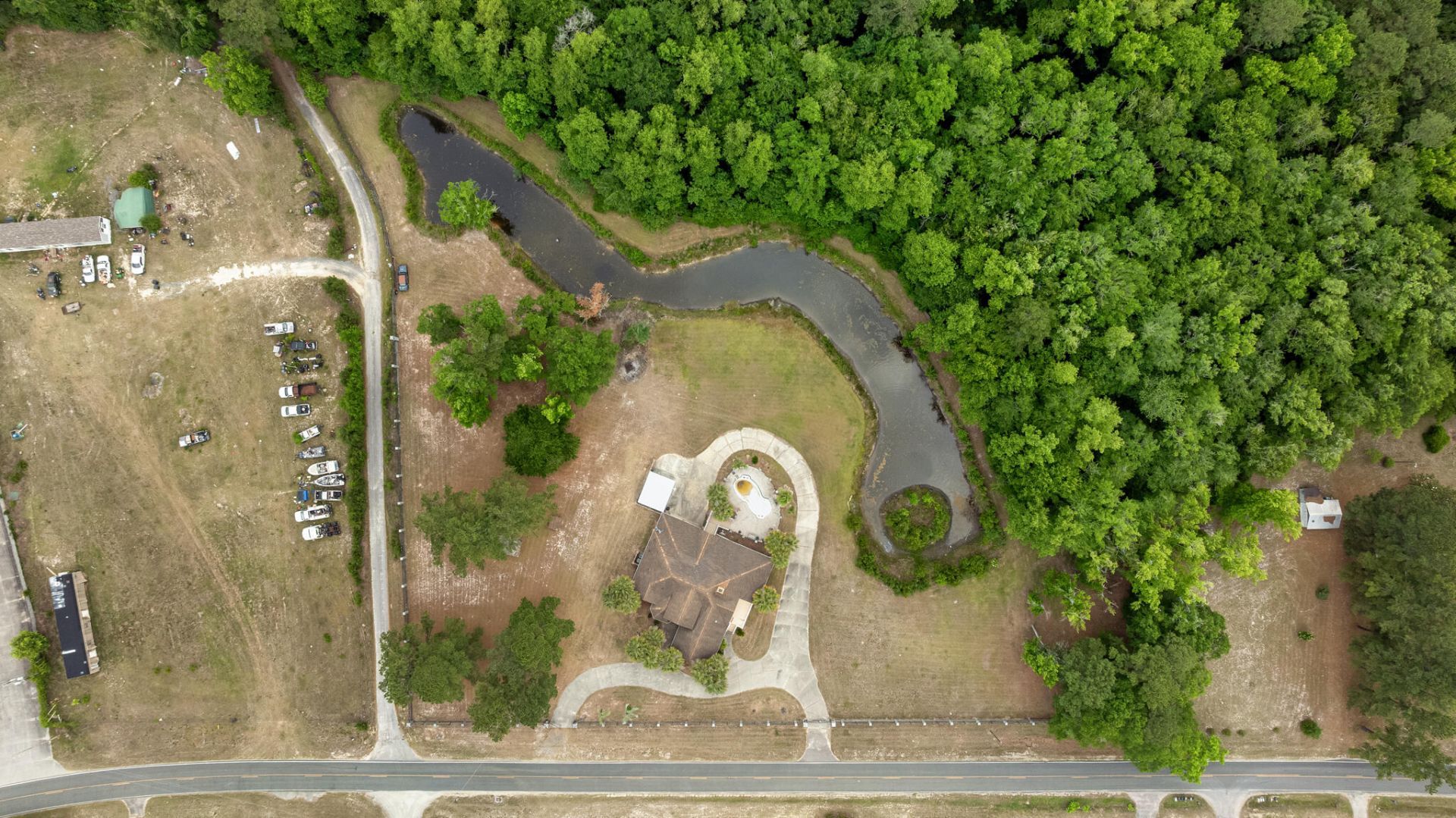 1561 Zion Road Photo 45