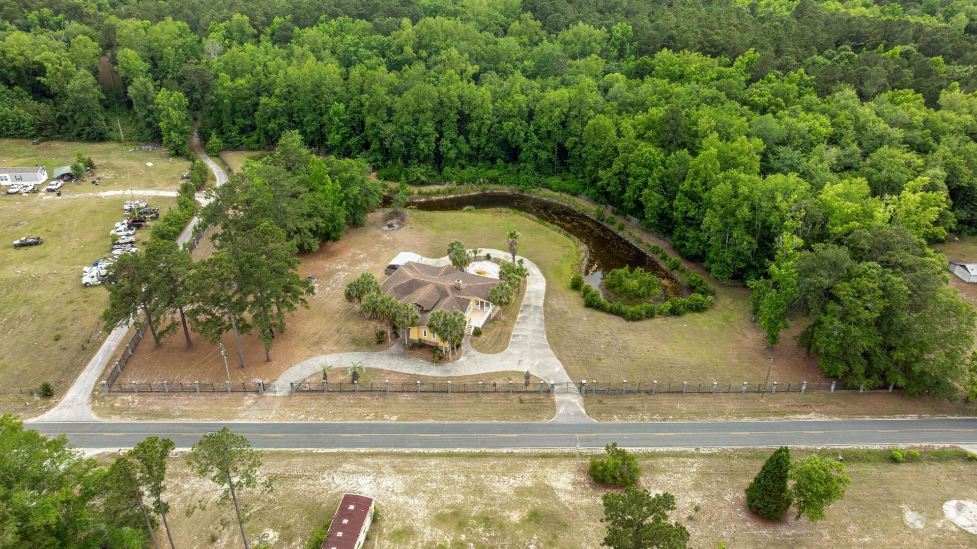 1561 Zion Road Photo 46