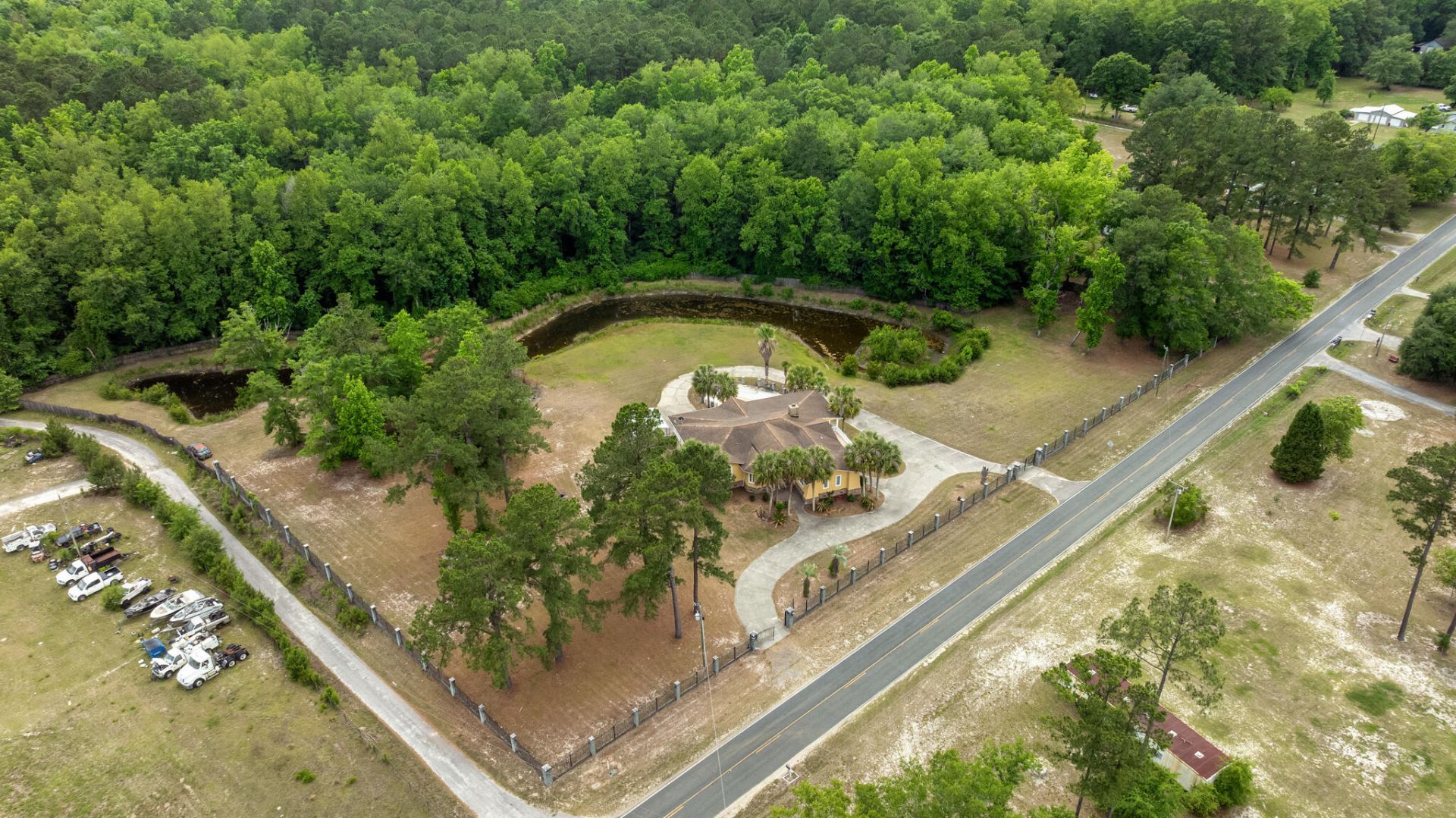 1561 Zion Road Photo 47