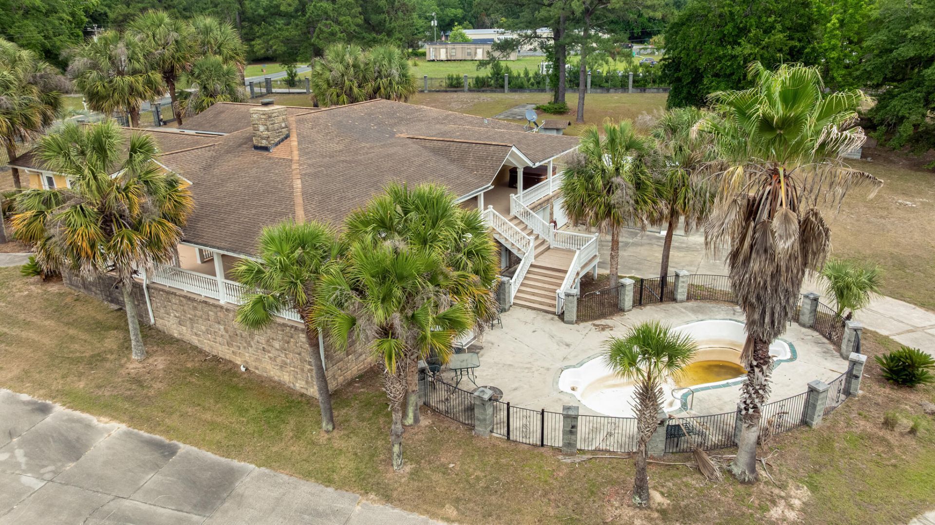 1561 Zion Road Photo 48