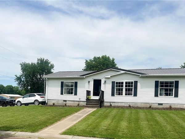 816 McGowan Street, Brookfield, MO 64628