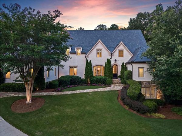 4211 Whitestone Place , Atlanta, GA 30327