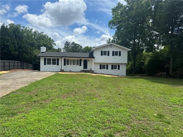 108 Valley Drive , Cartersville, GA 30120