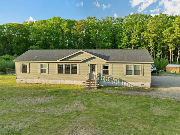 100 Whitehall Road, Rochester, NH 03868