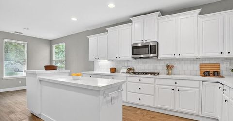 130 Montilla Cir, Sacramento, CA 95835 Photo