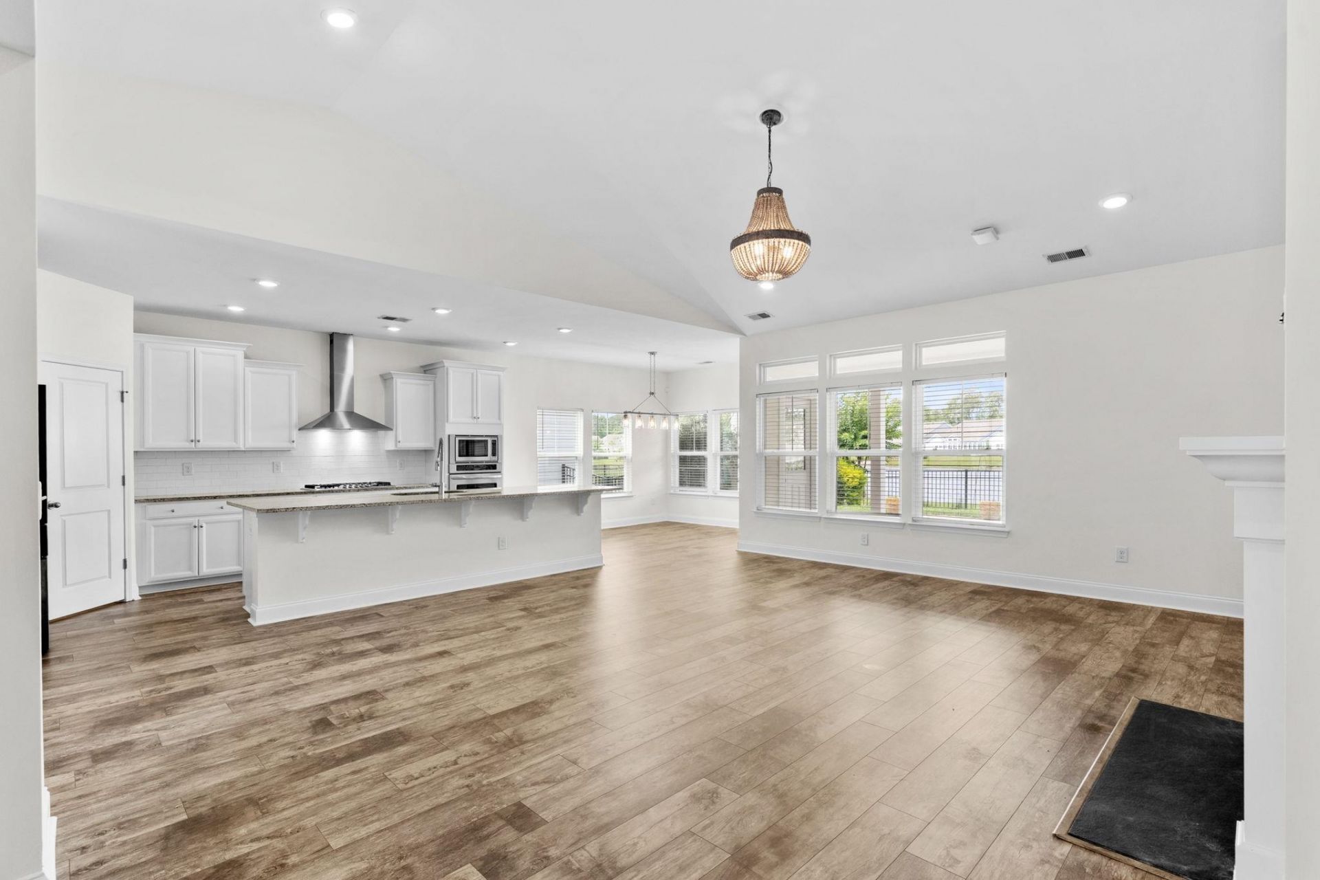 2435 Goldfinch Dr.  Photo 10