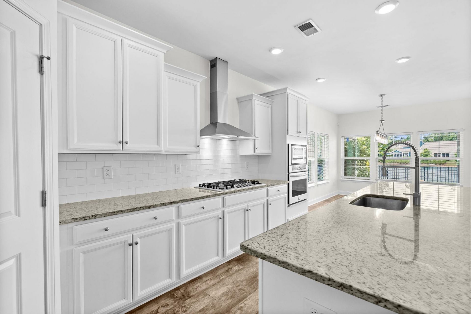 2435 Goldfinch Dr.  Photo 17