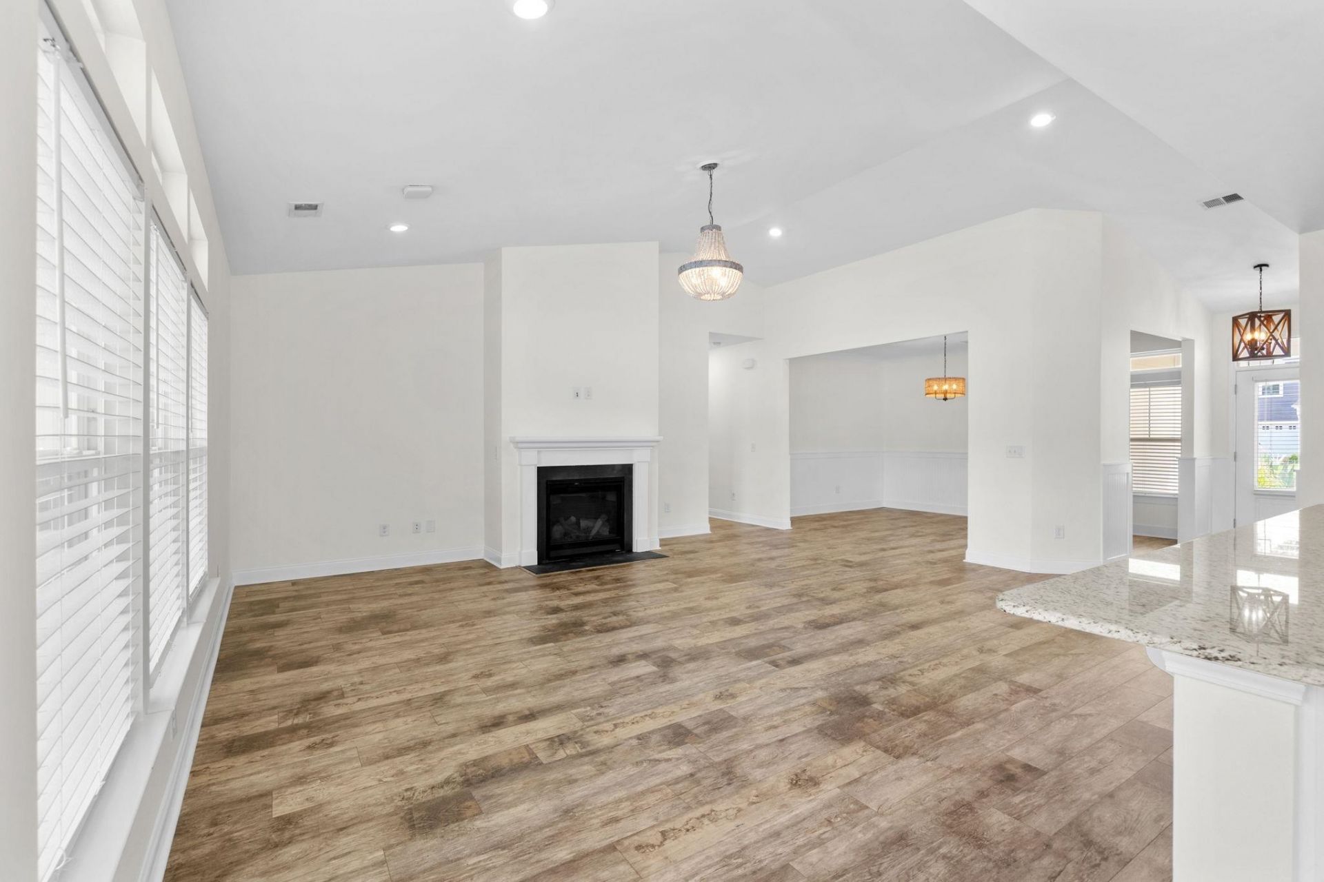 2435 Goldfinch Dr.  Photo 19