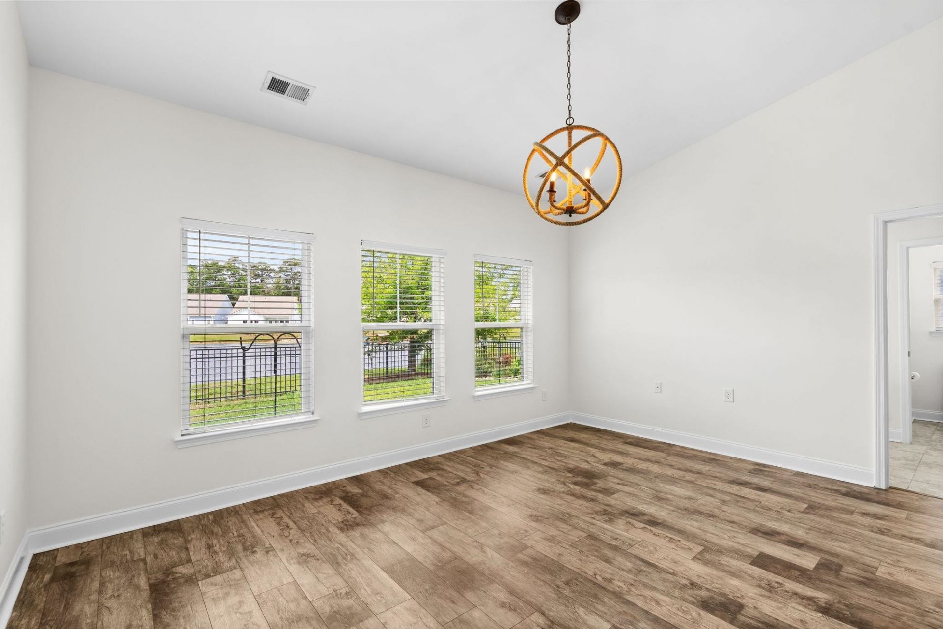 2435 Goldfinch Dr.  Photo 33