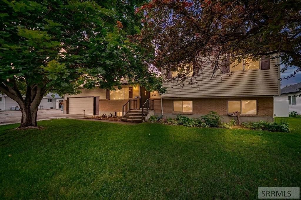 111 Benton Street, Blackfoot, ID 83221 Main Photo