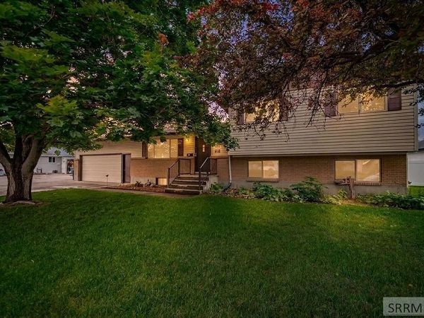 111 Benton Street, BLACKFOOT, ID 83221